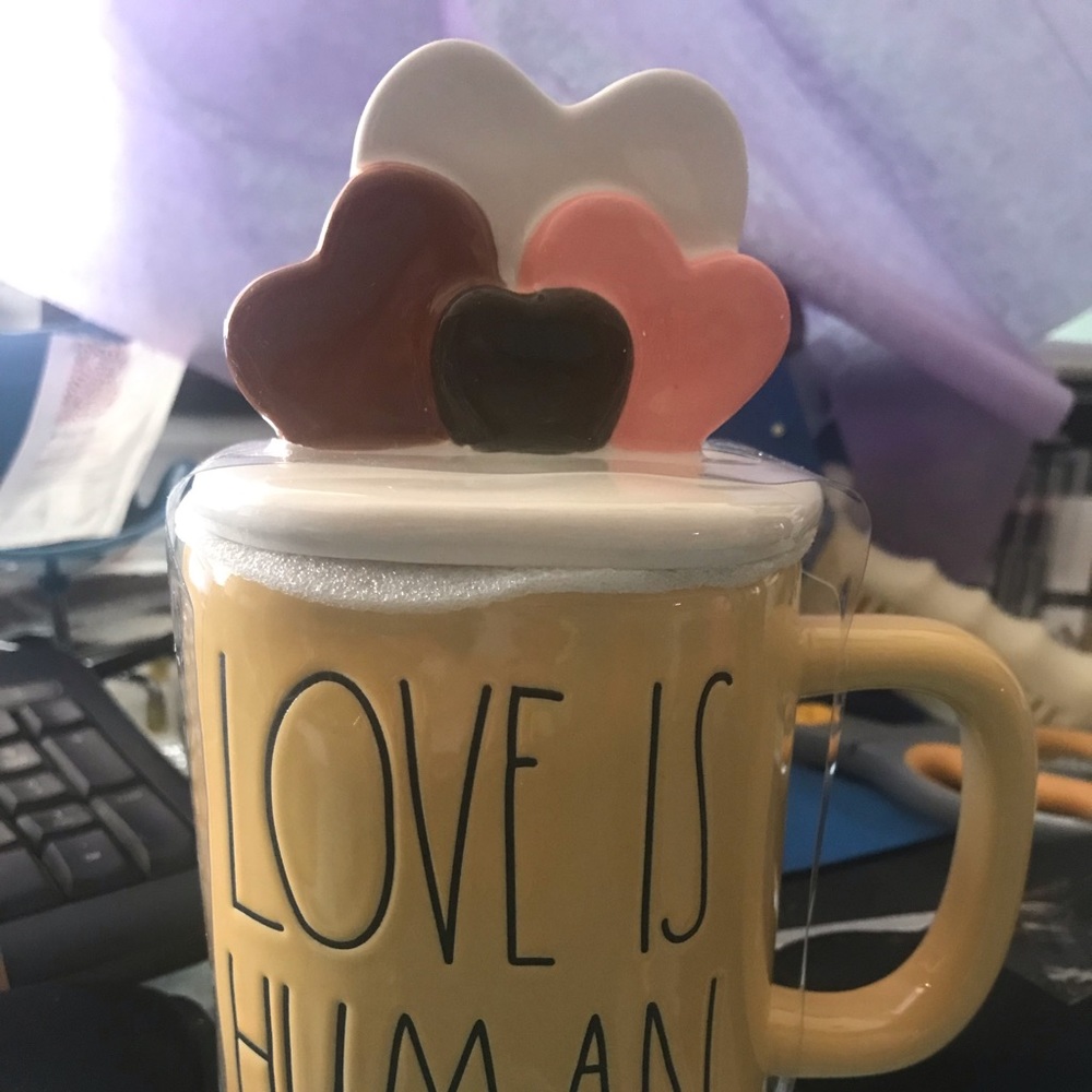 NWB Rae Dunn love is human figural mug, 4x6, ceramic heart topper